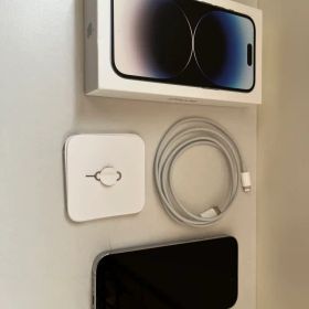 Apple iPhone 14 Pro 256GB シルバー SIMフリー