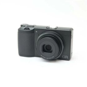 【中古】 《美品》 RICOH GR IIIx 【センサークリーニング/各部点検済】 [ デジタルカメラ ]