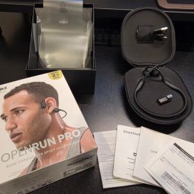 SHOKZ OPENRUN PRO 骨伝導イヤホン