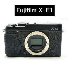 Fujifilm X-E1 XE1 ブラック ボディ ミラーレスカメラ ミラーレス一眼