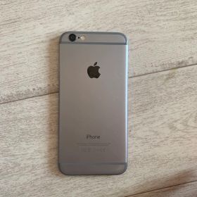 Apple iPhone6 スペースグレイ