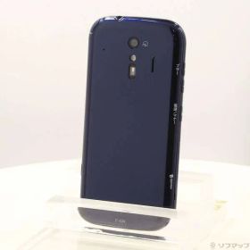 〔中古品〕 らくらくスマートフォン 32GB ネイビー F-42A docomoロック解除SIMフリー【269】