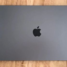 MacBook Pro 16インチ 2021 M1チップ 16GB 1TB
