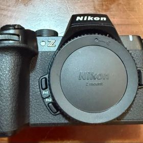 Nikon Z 50 II ミラーレスカメラ 美品 本体のみ