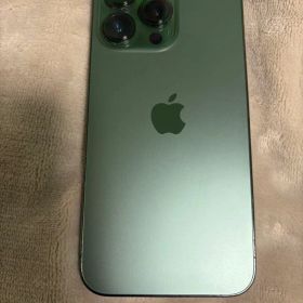 iphone13 pro 充電ケーブルもついています。