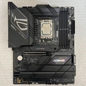 ROG STRIX Z790-F GAMING WiFi ＋i7-13700KF