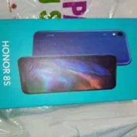 HONOR 8s 日本未発売