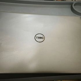 DELL Inspiron 15 5505 /Ryzen 5 /8GB /SSD