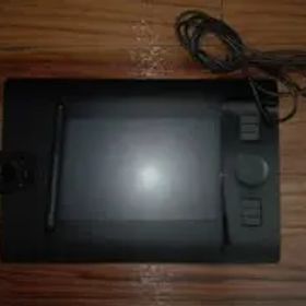 wacom ペンタブ intous4 PTK-440