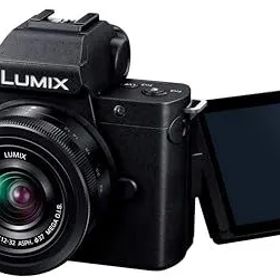 【中古】パナソニック 小型・軽量ミラーレス一眼カメラ ルミックス 標準ズームレンズキット ブラック DC-G100DK-K