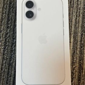 【新品未開封】iPhone17 256GB ホワイト