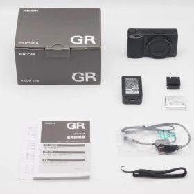 RICOH リコー GR III