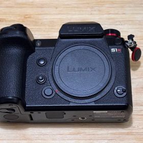 Panasonic LUMIX S1R ミラーレスカメラ