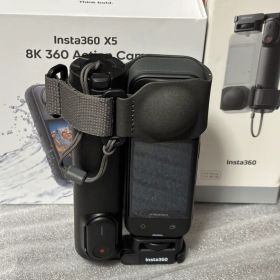 【値下げ23日まで】Insta360 X5 本体＋α【定価94,000円相当】