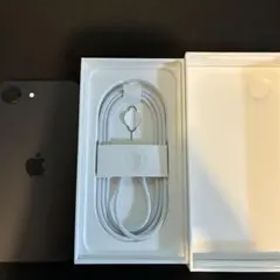 Apple iPhone 16e ブラック 本体 128GB