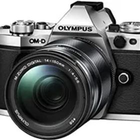 OLYMPUS ミラーレス一眼カメラ OM-D E-M5 MarkII 14-150mm IIレンズキットシルバー E-M5 MarkII 14-150mm IILK SLV E-M5MarkII1415IILKSL