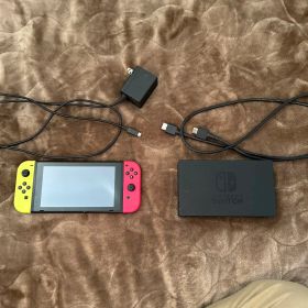 Nintendo Switch 本体 イエロー/ピンク