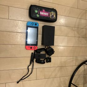 Nintendo Switch 青/赤 本体 充電器付き