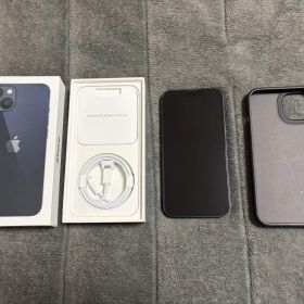 美品iPhone 13 ミッドナイト 128GB SIMロックなし 箱付属品付き