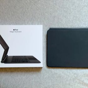 Apple 純正 Magic Keyboard 11インチ MXQT2J/A