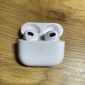 Apple Airpods 第3世代
