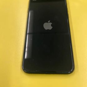 Apple iPhone SE 第三世代 64G ミッドナイト 本体