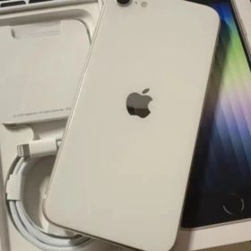 【中古品／超美品】iPhone SE3 64GB｜SIMフリー｜ホワイトモデル