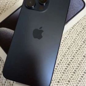Apple iPhone 15 Pro Max スペースブラック 本体