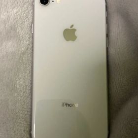 Apple iPhone 8 本体 SIMなし