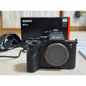 ソニー(SONY)の【美品】SONY α7RIV ボディ ILCE-7RM4(ミラーレス一眼)