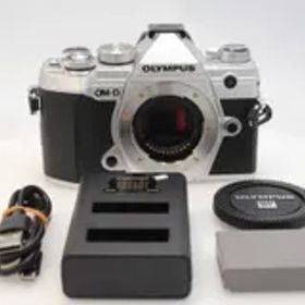 【良品】OLYMPUS OM-D E-M5 MarkIII ミラーレス一眼カメラ ボディー シルバー