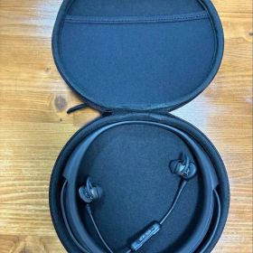 Bose QuietControl 30 ワイヤレスヘッドホン