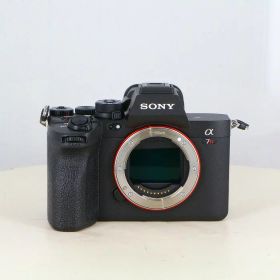 【中古】 (ソニー) SONY α7RV （ILCE-7RM5） ボデイ【中古カメラ デジタル一眼】 ランク：AB