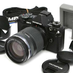 【中古】【並品】オリンパス OM-D E-M5 Mark II 14-150mm II レンズキット CA01-B1029-2P2B オリンパス OLYMPUS ミラーレス マイクロフォーサーズマウント 手ブレ補正 レンズキット