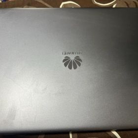 HUAWEI matebook13 256GB 問題あり