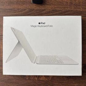 【iPad(A16)】Magic Keyboard Folio ホワイト