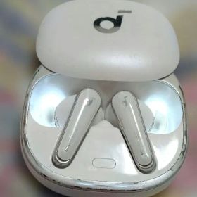 SoundCore Liberty4 中古　思い出いっぱい Soundcore Liberty 4 新品 5,000円 中古 3,500円 | ネット最安値の価格