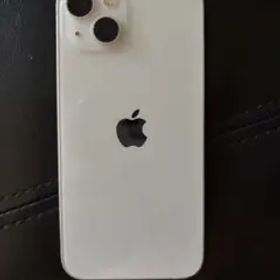 Apple iPhone 13ホワイト