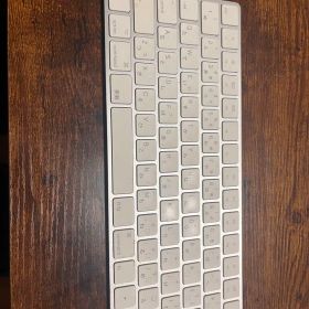 Magic Keyboard (Lightning) - 日本語（JIS）
