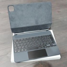 11インチ Magic Keyboard - 日本語 - ブラック