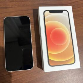 Apple iPhone 12 ホワイト 本体【2万5千円→19,800円値下】