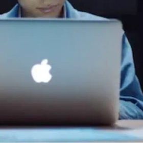 APPLE MacBook Air MQD32J/A 13インチ