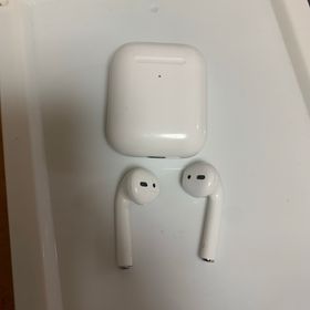 アップル(Apple)のApple AirPods 第二世代 第2世代(ヘッドフォン/イヤフォン)