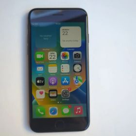 iPhone 8 64GB SIMフリー 電池71