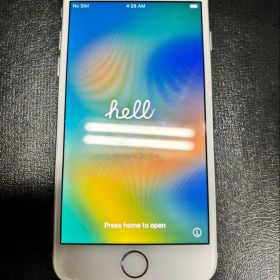 Apple iPhone 8 シルバー 本体