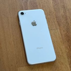 Apple iPhone8 64GB シルバー 本体