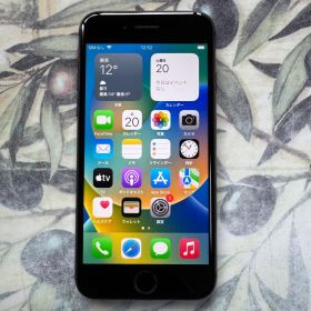 iPhone 8スペースグレイ64GB SIMロック解除済み