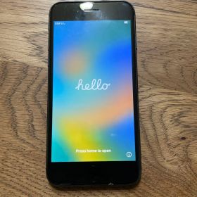 Apple iPhone 8 本体 容量64GB バッテリー100%