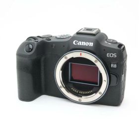 【中古】 《美品》 Canon EOS R8 ボディ [ デジタルカメラ ]