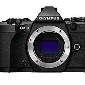【中古】OLYMPUS ミラーレス一眼カメラ OM-D E-M5 MarkII ボディー ブラック E-M5 MarkIIBody BLK